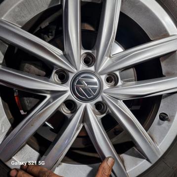 GOODYEAR 4 SEASONS BANDEN & GOEDE EN MOOIE VELGEN beschikbaar voor biedingen