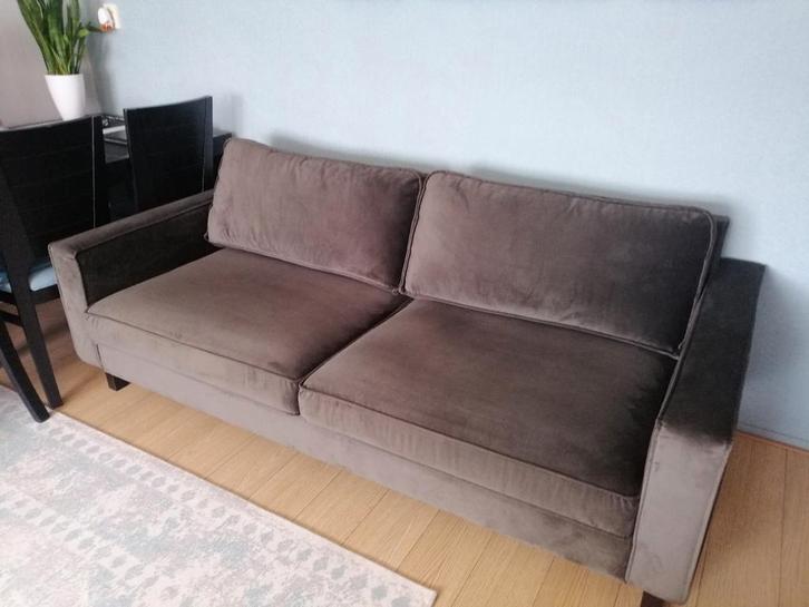 Bank warme khaki, Huis en Inrichting, Banken | Bankstellen, Zo goed als nieuw, Tweepersoons, 75 tot 100 cm, Stof, Ophalen