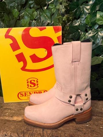 Nieuwe stoere  boots van Sendra maat 37 beschikbaar voor biedingen