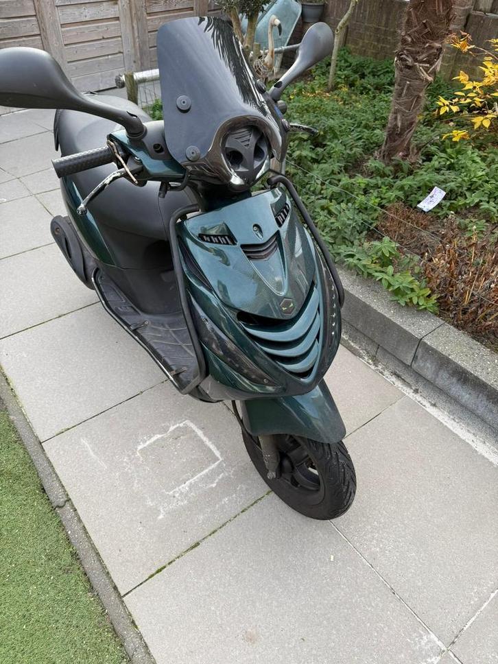 Zip 80cc, Fietsen en Brommers, Scooters | Piaggio, Gebruikt, Zip, Benzine, Ophalen