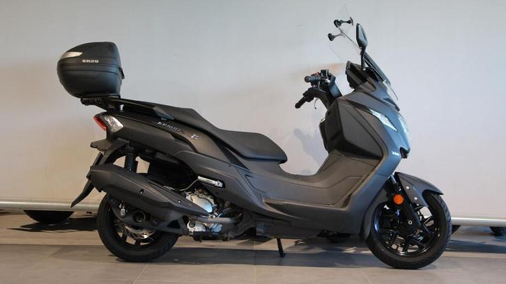 SYM JOYMAX 300 I (bj 2020), Motoren, Motoren | Overige merken, Bedrijf, Scooter, 12 t/m 35 kW