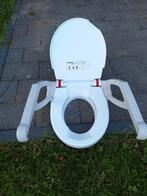 Aquatec 9000 toiletbril met armsteunen, Ophalen of Verzenden, Zo goed als nieuw