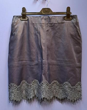 Patrizia Pepe donker blauwe pu leren rok + kant rand S 44599 beschikbaar voor biedingen