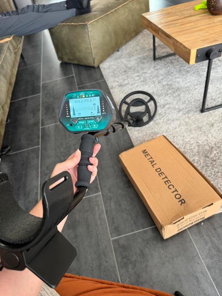 Nieuw in doos metaaldetector met LCD scherm waterdicht, Hobby en Vrije tijd, Metaaldetectors, Nieuw, Meer dan 30 cm, Overige merken