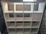 Kallax kast 16 vakken + 12 roze bakken, Huis en Inrichting, Kasten | Boekenkasten, Ophalen, Met plank(en), Kunststof, Gebruikt
