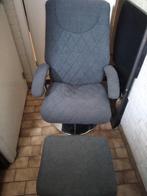 Draai fauteuil plus voetenbankje, Huis en Inrichting, Ophalen, Gebruikt, Eén