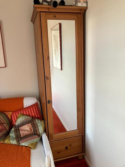 Meidenkast, mooi slank model met spiegel, Huis en Inrichting, Kasten | Kledingkasten, Zo goed als nieuw, 150 tot 200 cm, Minder dan 50 cm
