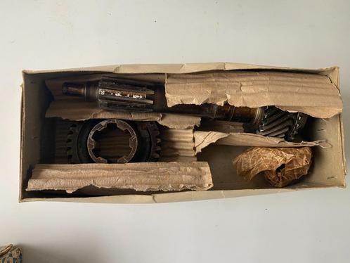 Triumph TR Matching Gear Set #148949 en Schakelfork #127387, Auto-onderdelen, Remmen en Aandrijving, Triumph, Nieuw, Ophalen of Verzenden