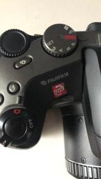 Fujifilm FinePix S602Zoom 6x optical zoom 3mp Met dc lader b, Audio, Tv en Foto, 3 Megapixel, 4 t/m 7 keer, Compact, Zo goed als nieuw