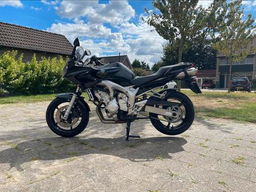 Yamaha Fazer 600 2006, Motoren, Motoren | Yamaha, Particulier, Sport, 12 t/m 35 kW, 4 cilinders, Minimaal motorrijbewijs A2, Sportuitlaat