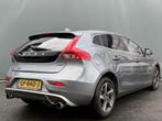 Volvo V40 BWJ 2015 2.0 D2 120 PK R-Design Business HALF LEDE, Auto's, Volvo, Voorwielaandrijving, Gebruikt, Leder en Stof, Origineel Nederlands