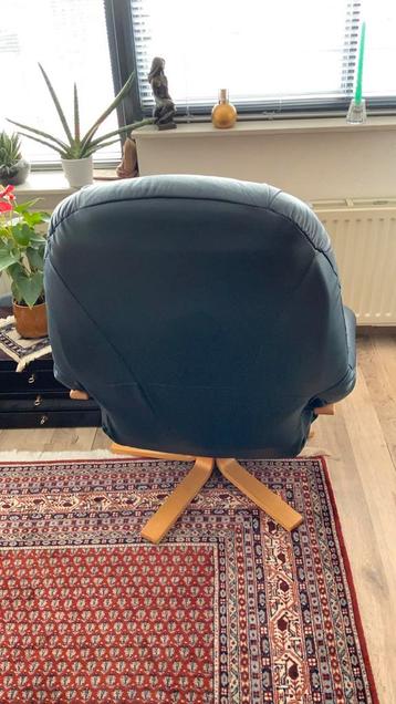 2  Leren Relaxfauteuil met Knop beschikbaar voor biedingen