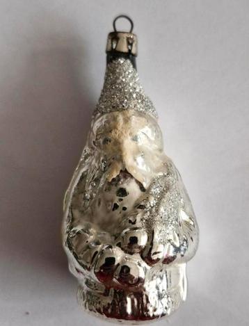 Oud Kerstfiguur beschikbaar voor biedingen