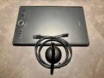 Wacom Intuos Pro Medium - Tekentablet, Computers en Software, Tekentablets, Ophalen of Verzenden, Multi-touch, Zo goed als nieuw