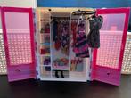 Barbie Fashionista Kledingkast met Accessoires, Ophalen of Verzenden, Zo goed als nieuw, Barbie
