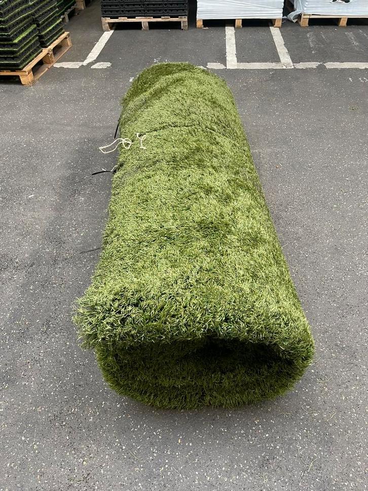 12m2 Kunstgras. Nog als nieuw! (4m x 3m) €96,-, Tuin en Terras, Gras en Kunstgras, Zo goed als nieuw, Kunstgras, 10 tot 20 m²
