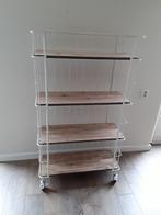 Metalen bakkers kar in de kleur wit met blank houten planken, Ophalen, Gebruikt