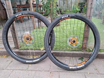 crest mk3 met hope pro2 evo naaf beschikbaar voor biedingen