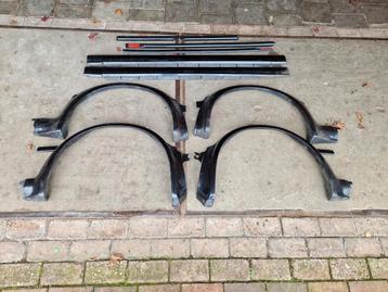 Golf 2 g60 sierlijsten wielranden 3 sets  beschikbaar voor biedingen
