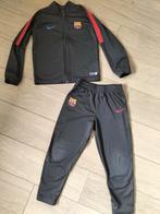 Trainingspak Nike maat 110/116, Kinderen en Baby's, Kinderkleding | Maat 110, Gebruikt, Sport- of Zwemkleding, Ophalen of Verzenden
