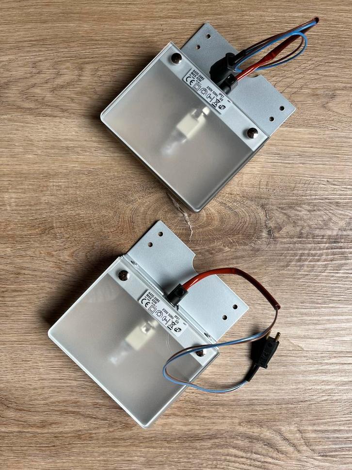 Verlichtingsarmaturen voor spiegelkast en of kledingkast, Huis en Inrichting, Badkamer | Badkamermeubels, Zo goed als nieuw, Overige typen