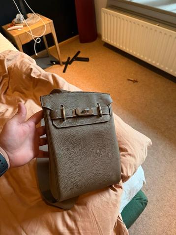 Hermès HAC à Dos – kleur Taupe –  – Origineel met Bon beschikbaar voor biedingen