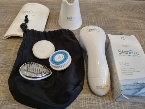 Skin Pro 3 in 1 van Oriflame, Sieraden, Tassen en Uiterlijk, Uiterlijk | Gezichtsverzorging, Zo goed als nieuw, Verzorging, Gehele gezicht
