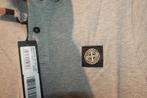Stone Island polo grijs embleem borst nieuw met label S, Verzenden, Nieuw, Stone Island, Grijs