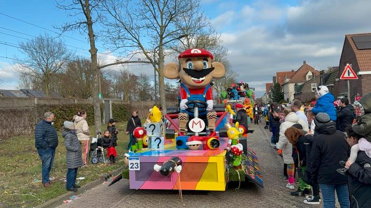 Carnavalswagen Mario Kart - Mooi afgewerkt!, Hobby en Vrije tijd, Feestartikelen, Gebruikt, Versiering, Carnaval, Ophalen