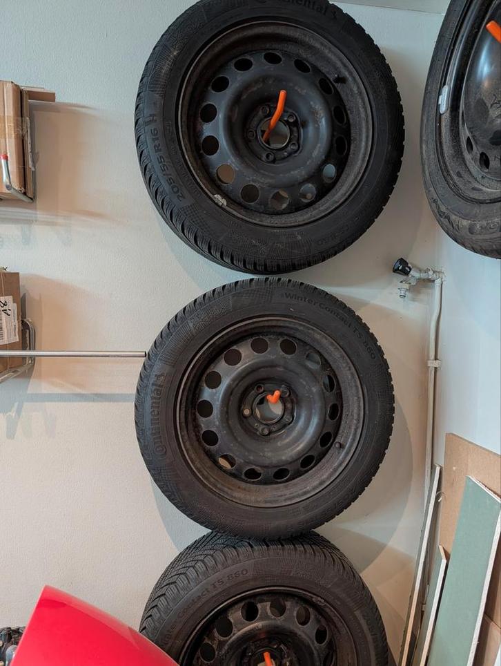 Winterbanden Citroën C4 Picasso (2016) - 5,5mm profiel, Auto-onderdelen, Banden en Velgen, Band(en), Winterbanden, 16 inch, 205 mm