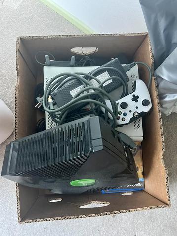 Grote Retro Game Console Bundel beschikbaar voor biedingen