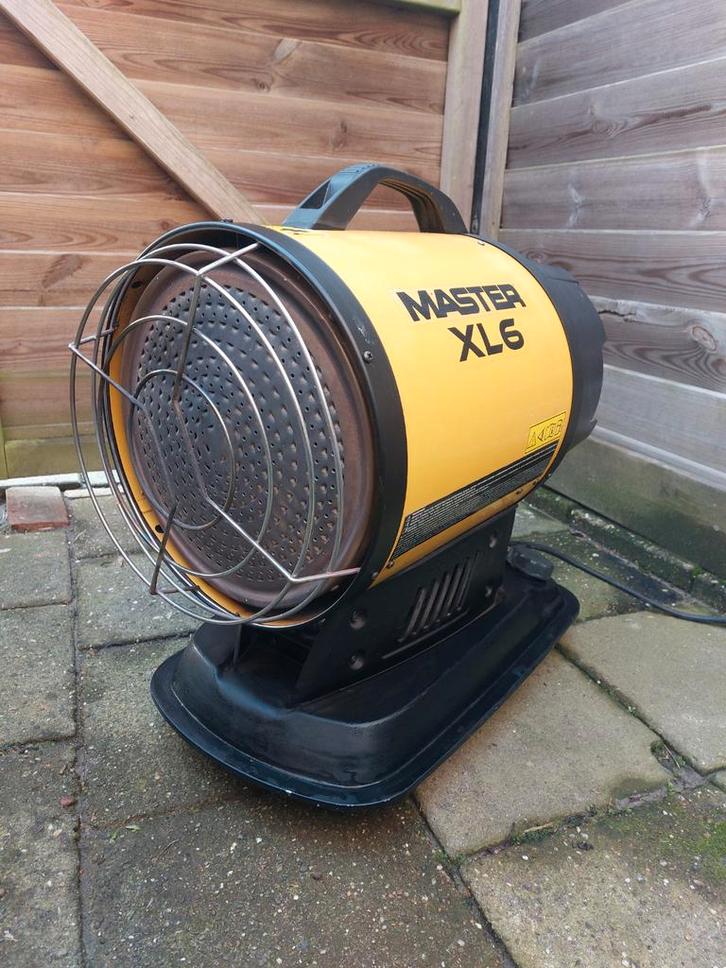 Infrarood val6 heater, kachel, Master XL6, Doe-het-zelf en Verbouw, Verwarming en Radiatoren, Zo goed als nieuw, Kachel, 30 tot 80 cm