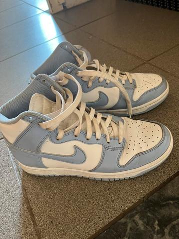 Nike dunk maat 39 blauw beschikbaar voor biedingen
