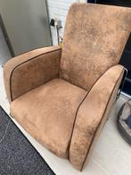 Twee Suède Stoelen met Brandgaatjes, Huis en Inrichting, Fauteuils, Gebruikt, Minder dan 75 cm, Ophalen of Verzenden, Stof