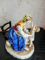 porseleinen beeldje, Antiek en Kunst, Antiek | Porselein, Ophalen of Verzenden