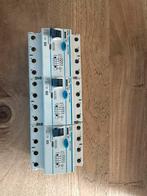 3x Hager CD440G Aardlekschakelaar 40A 30mA – 4-polig, Ophalen of Verzenden, Zo goed als nieuw