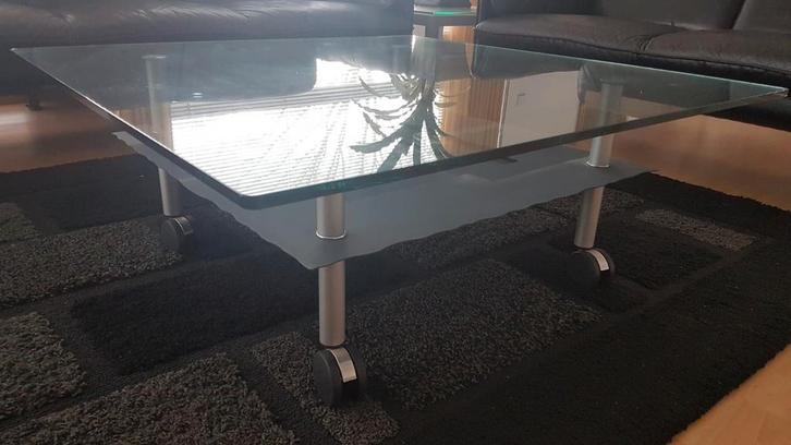 moderne salontafel, glas op wielen, Huis en Inrichting, Tafels | Salontafels, Minder dan 50 cm, 50 tot 100 cm, 100 tot 150 cm