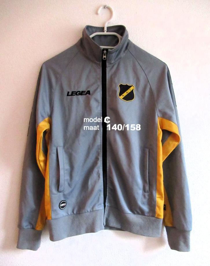 (11) Nac/Breda - Officiéle spelers Sweater en Trainingspak, Sport en Fitness, Voetbal, Zo goed als nieuw, Shirt, Maat XS of kleiner