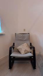 IKEA Schommelstoel - Comfortabel en Stijlvol, Huis en Inrichting, Stoelen, Ophalen, Zo goed als nieuw, Hout, Eén