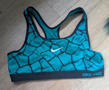 Nike Pro sportbh maat L beschikbaar voor biedingen