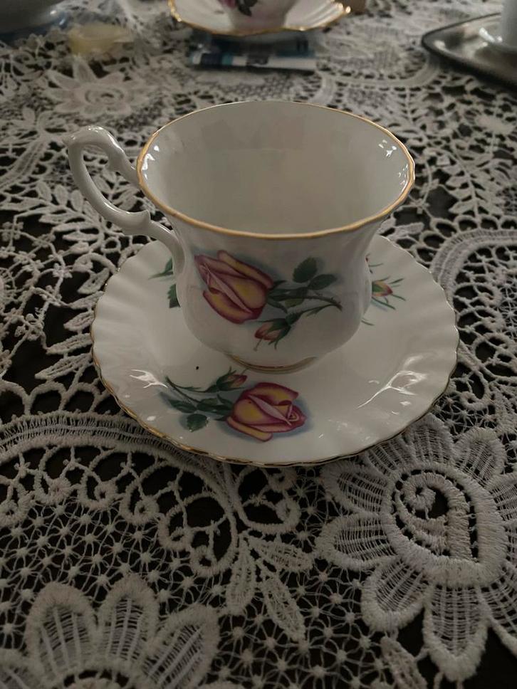 Richmond Kop en Schotel, Antiek en Kunst, Antiek | Servies compleet, Ophalen