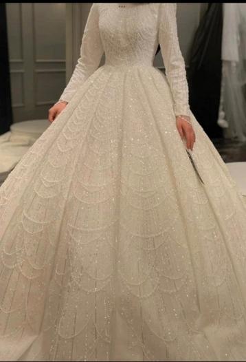 trouwjurk XS /S beschikbaar voor biedingen