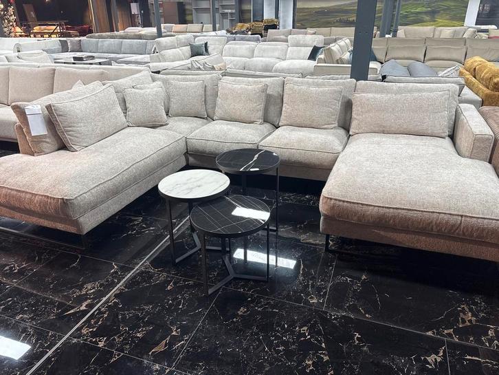 Mooie Hoekbank - Stijlvol Size 2.35x3.45x180 cm, Huis en Inrichting, Banken | Voetenbanken en Poefen, Zo goed als nieuw, Stof