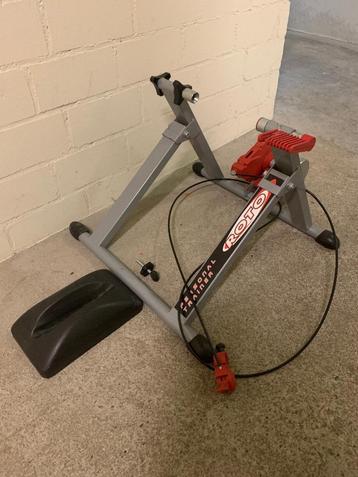 Roto Fiets trainer beschikbaar voor biedingen