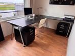 Prachtig IKEA bureau, zwartbruin met chromen poten, Ophalen, In hoogte verstelbaar, Gebruikt, Bureau