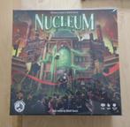Nucleum bordspel (nieuw), Een of twee spelers, Ophalen of Verzenden, Nieuw, Board & Dice