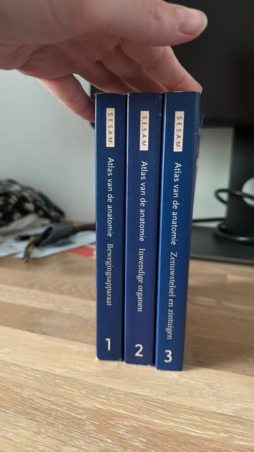 Sesam atlas van de anatomie, deel 1,2,3 beschikbaar voor biedingen