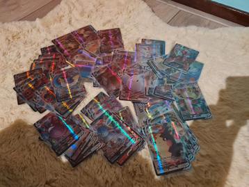 Hele grote stapel +- 75 pokemon kaarten beschikbaar voor biedingen