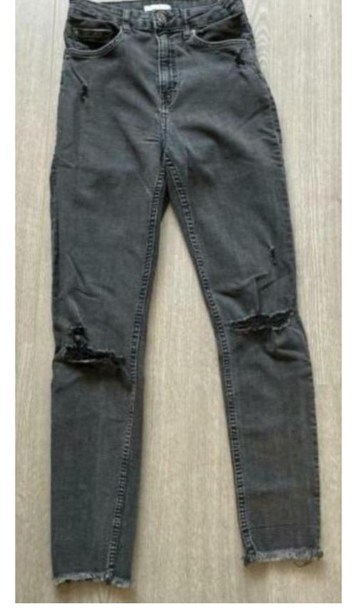Erg mooie grijze zwarte trashed jeans , maatje 36, Kleding | Dames, Spijkerbroeken en Jeans, Gedragen, W28 - W29 (confectie 36)