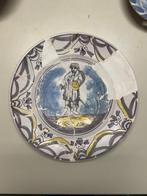 2 majolica borden, Ophalen of Verzenden